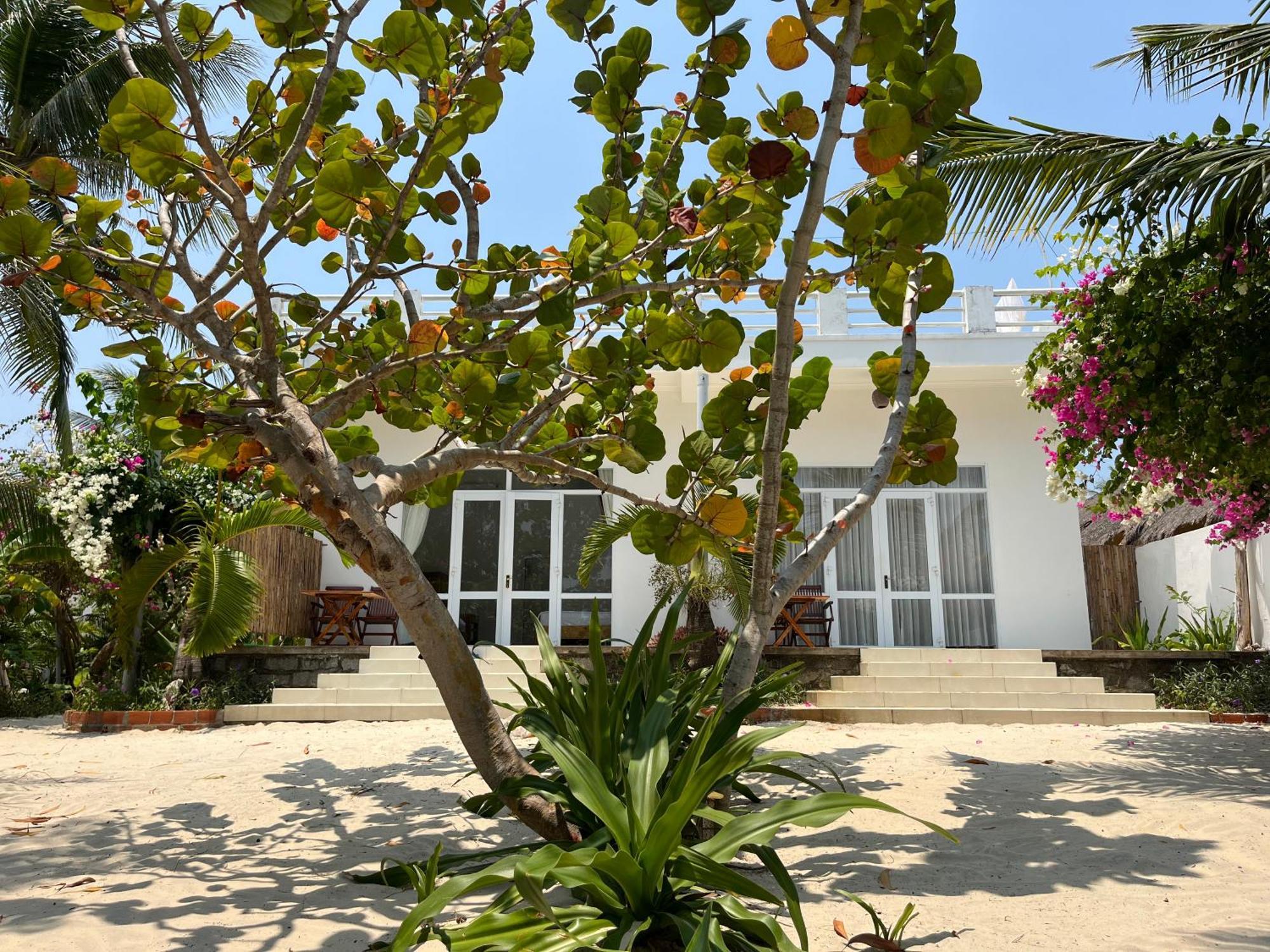 Robinson Beach Bungalow Vinh Hoa Exterior foto