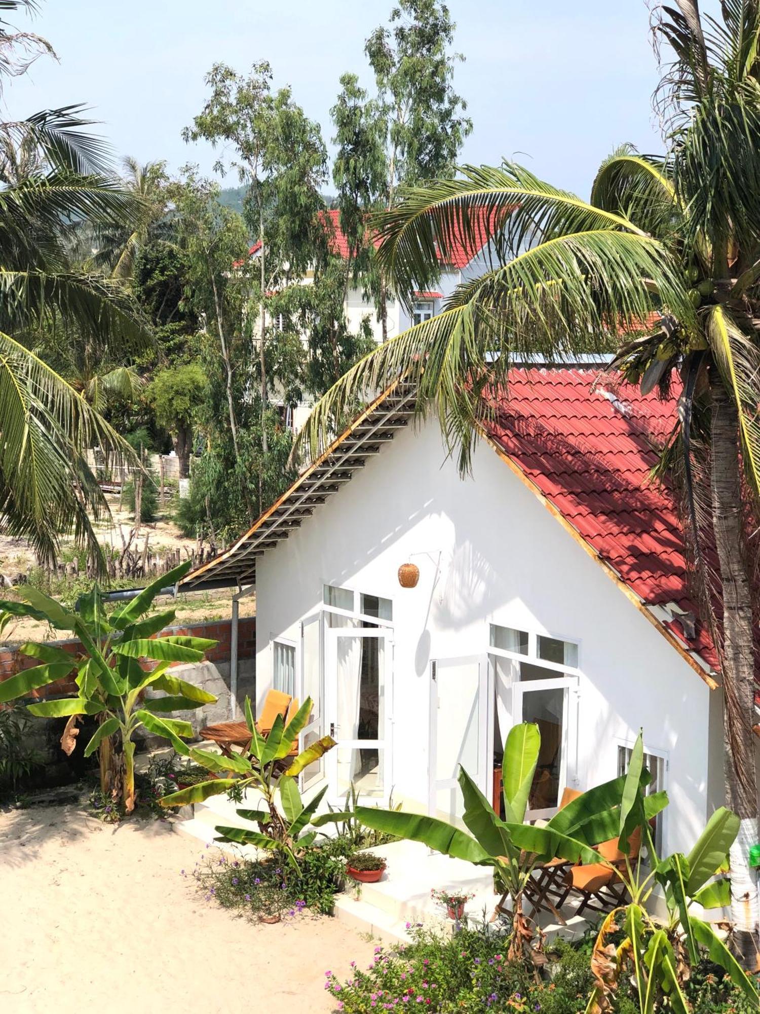 Robinson Beach Bungalow Vinh Hoa Exterior foto